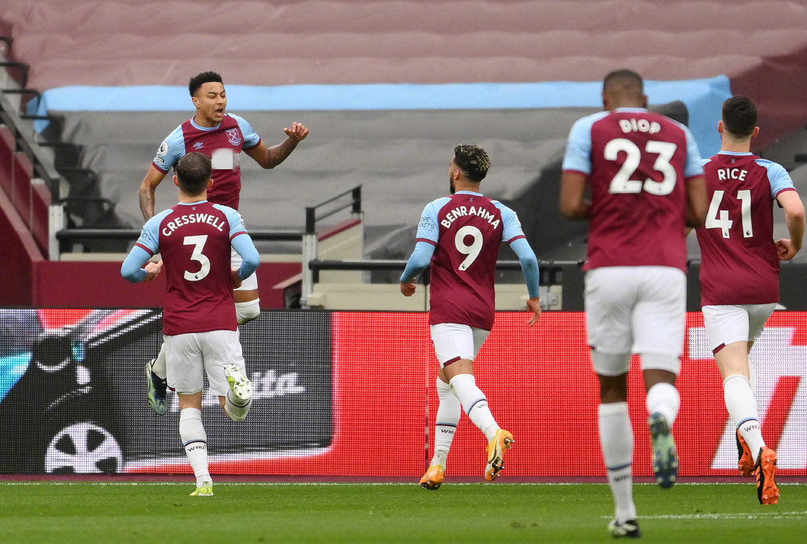 用行动诠释 用行动诠释